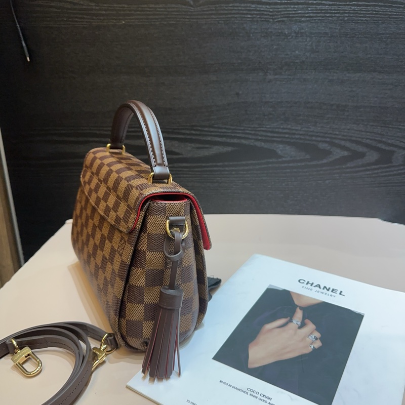 LV 咖棋盤格金釦Croisette下蓋手提斜背包-2