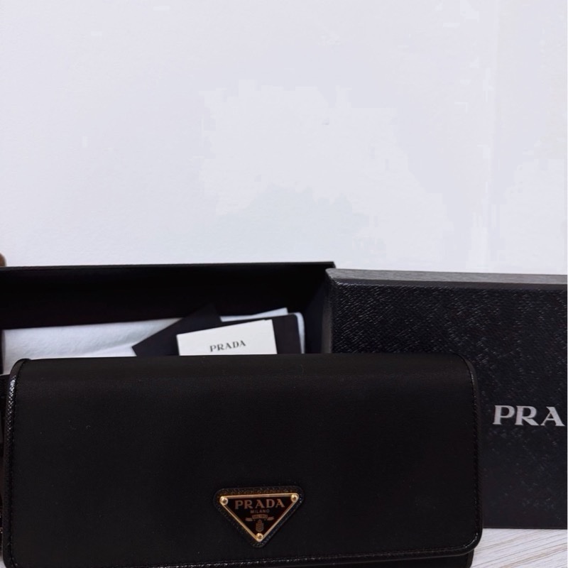 PRADA 經典三角LOGO 尼龍防刮牛皮拼接扣式長夾-4