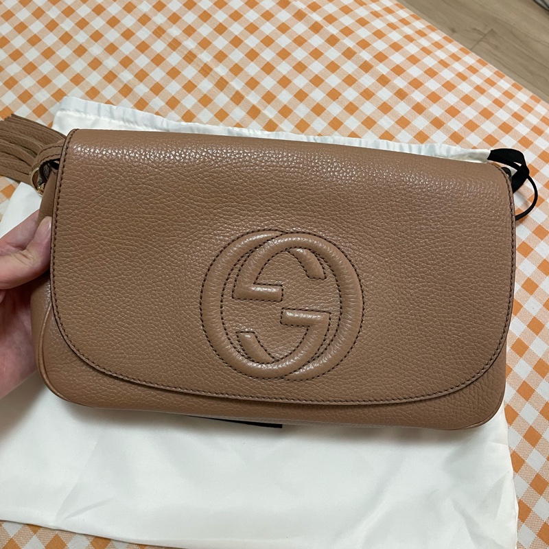 GUCCI 流蘇包/鏈條包/奶茶色/壓紋logo/-1