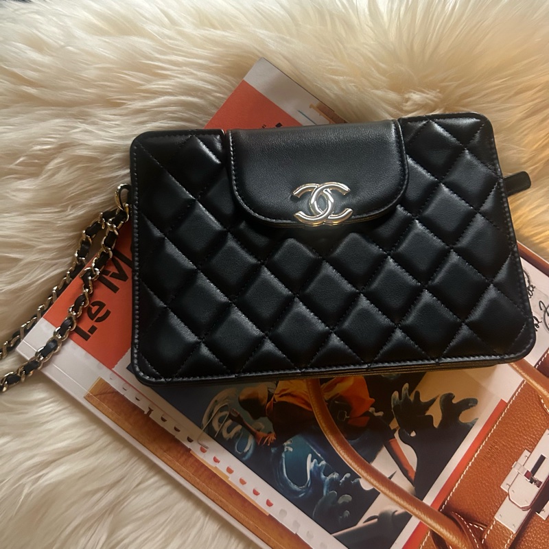 全新香奈兒手拿包-0