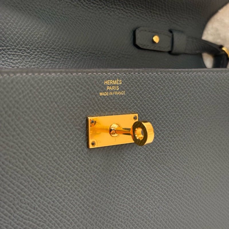 （2023台灣專櫃購證）愛馬仕 Kelly to go 颶風藍Y7 🔹高級灰調的藍色-11