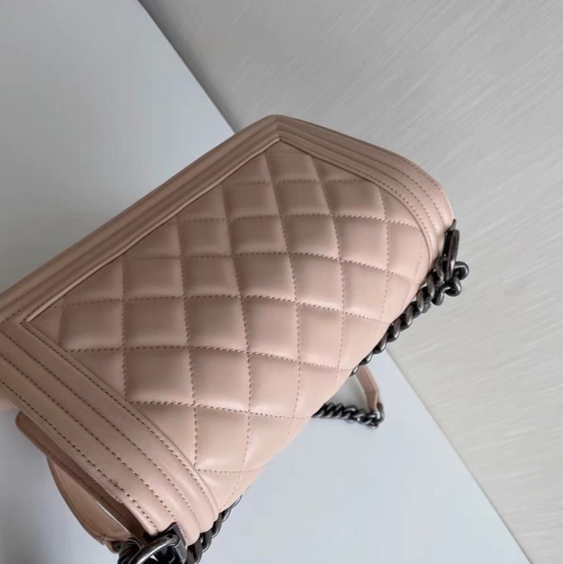 【96新 ✨ 全網最低價！】Chanel 香奈兒 中號Leboy 粉色 羊皮 鏈條包 （下單前先查詢❗️）-8