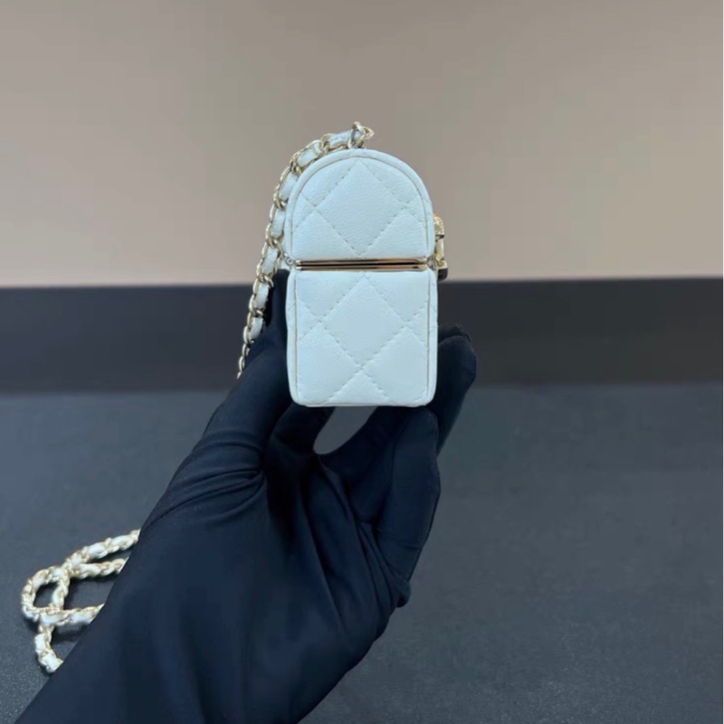 【96新 ✨ 全網最低價！】Chanel香奈兒 白金羊皮 耳機包 小盒子 容易襯疊衣服（下單前先詢問）-5