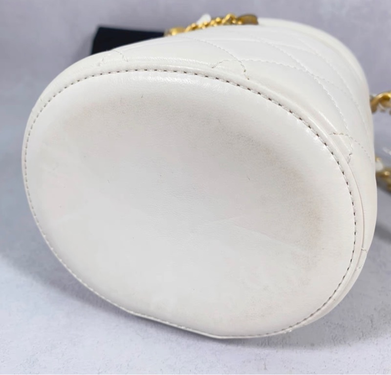 【95新 ✨ 全網最低價！】Chanel 香奈兒 圓筒包化妝包 羊皮 雙色鏈條晶片款 原價35000港幣 🥲-6