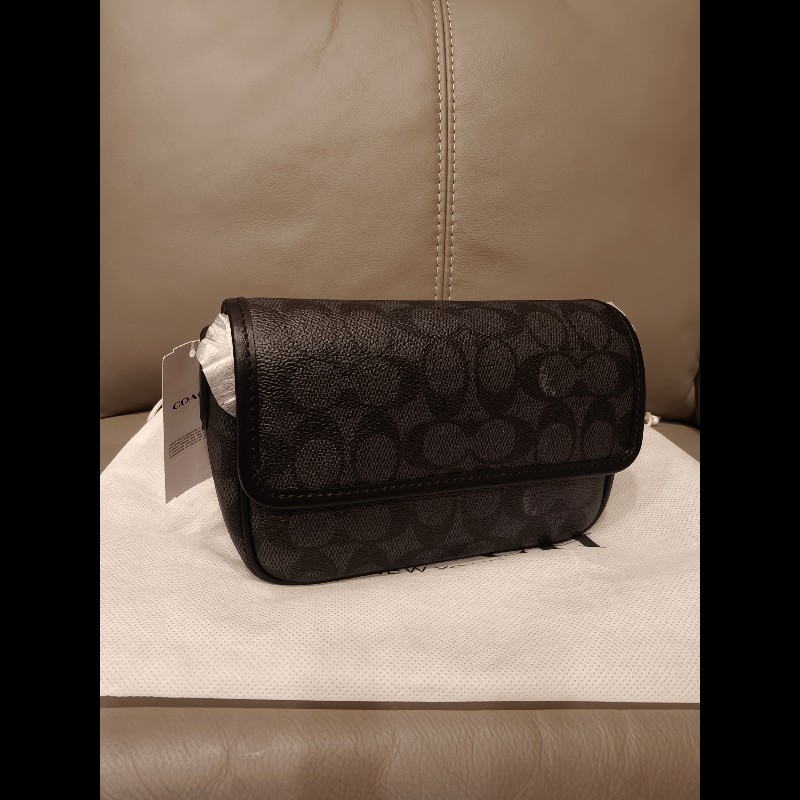 這個月法國剛剛帶回來coach限量生產小包包，男女通用-9