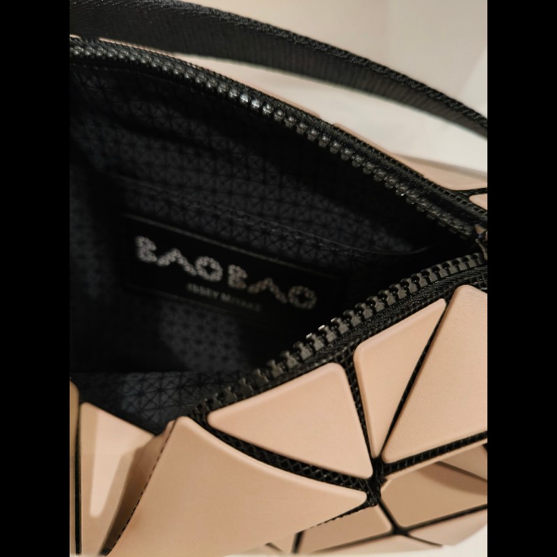 Issey miyake三宅一生Bao Bao cuboid 邱比特迷你方型斜背包-4