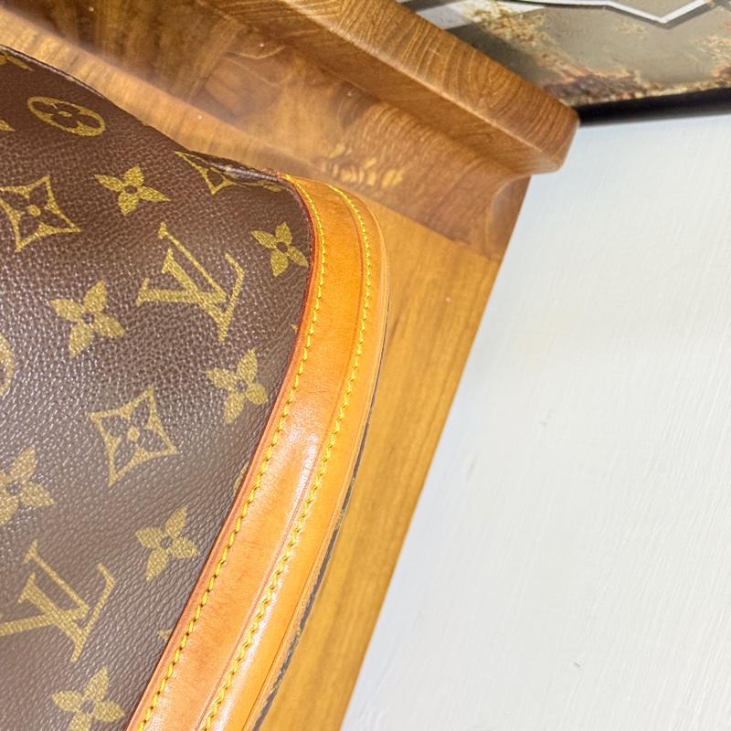 不錯的88新✨私物超甜賣🫶🏻 LV老花 小水桶  內裡全皮 肩背 手提都可以 經典好用又可愛-55