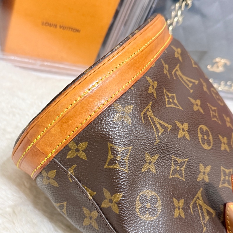 不錯的88新✨私物超甜賣🫶🏻 LV老花 小水桶  內裡全皮 肩背 手提都可以 經典好用又可愛-83