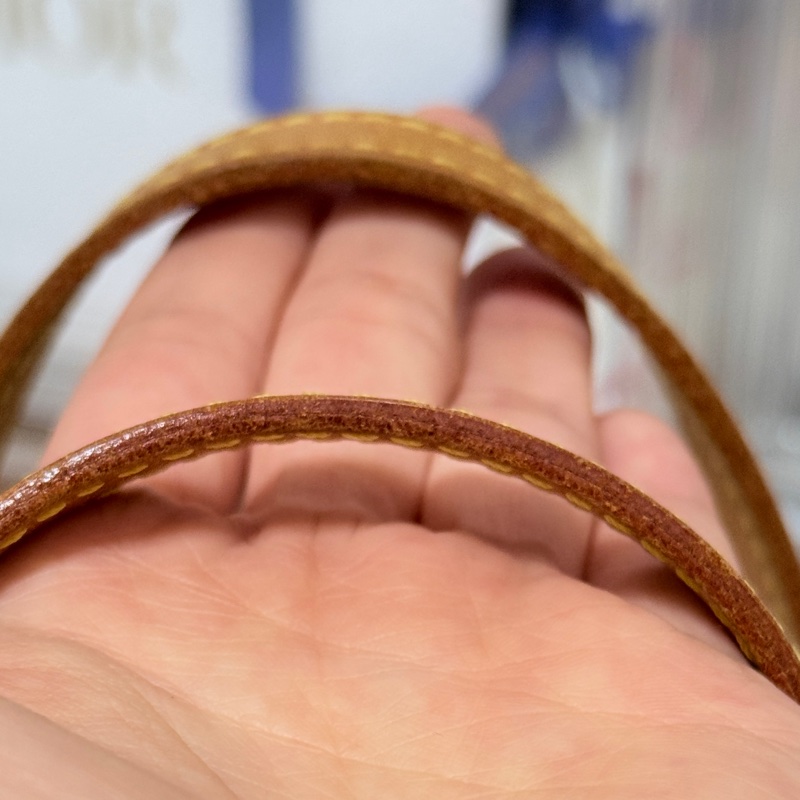 不錯的88新✨私物超甜賣🫶🏻 LV老花 小水桶  內裡全皮 肩背 手提都可以 經典好用又可愛-84