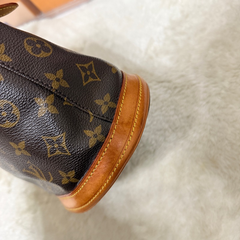 8新✨LV老花 小水桶 內裡全皮 肩背 手提都可以 經典好用又可愛-14