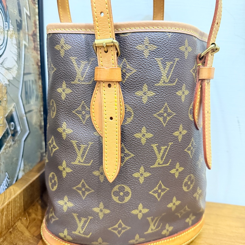 不錯的88新✨LV老花 小水桶  內裡全皮 肩背 手提都可以 經典好用又可愛-22