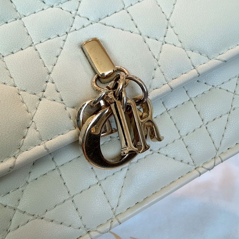 Dior✨My lady Dior 藤格紋鏈條包 櫃上再售十萬-21