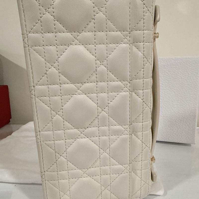 Dior✨My lady Dior 藤格紋鏈條包 櫃上再售十萬-9