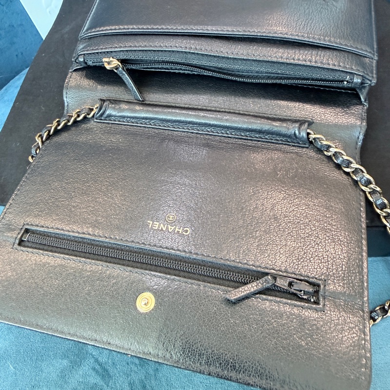Chanel✨山羊皮條紋WOC鏈子皮夾 22開-4