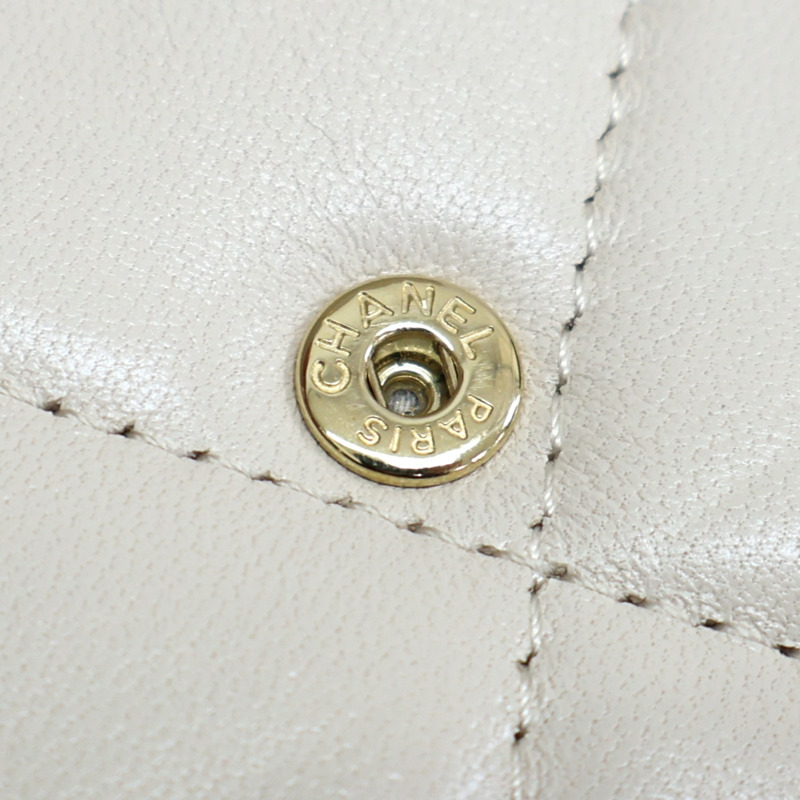 米色羊皮 19 鍊條 肩背包 AP1787【CHANEL 香奈兒】 AP1787-15