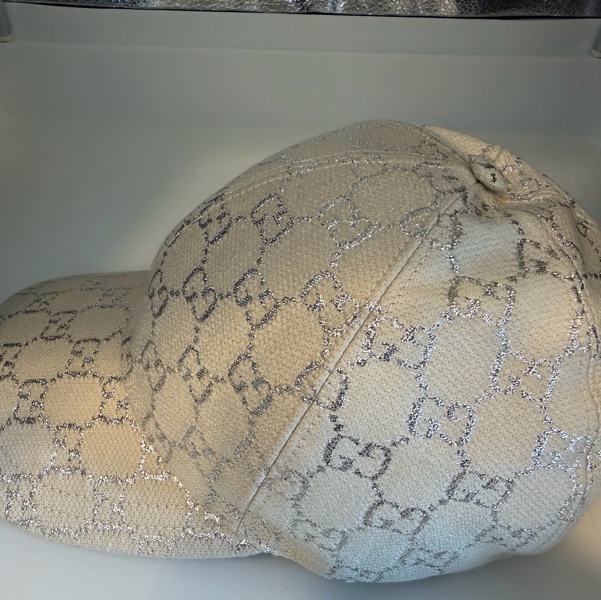 Gucci米白色老花刺繡棒球帽-11