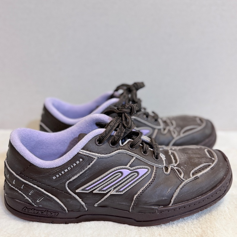櫃上33900僅試穿✨ Balenciaga 巴黎世家 2025 HAMPTONS 復古做舊休閒鞋#40-5