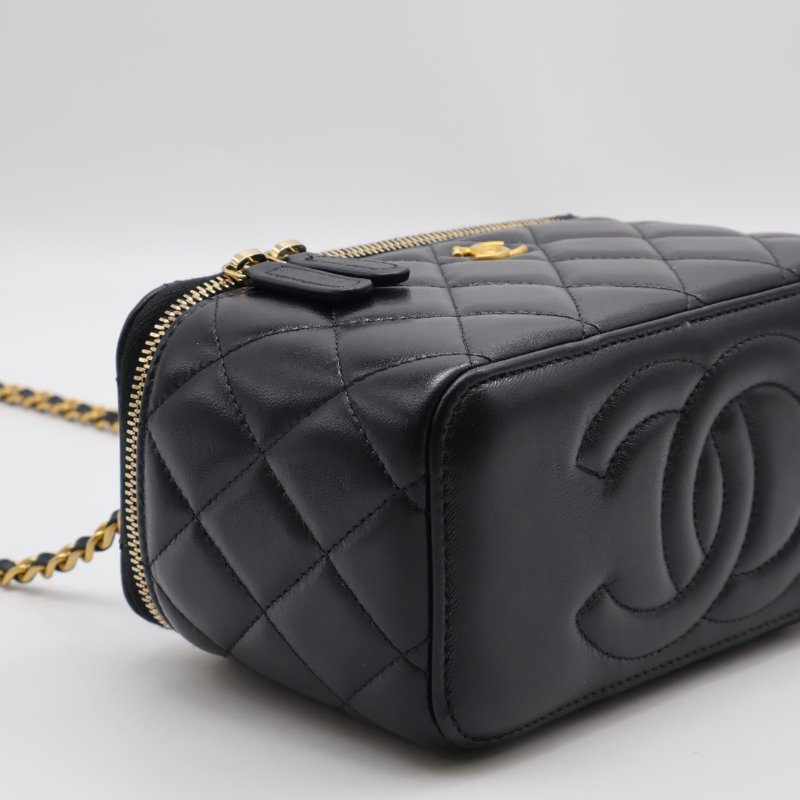 CHANEL 金球羊皮長盒子 - 黑金-10