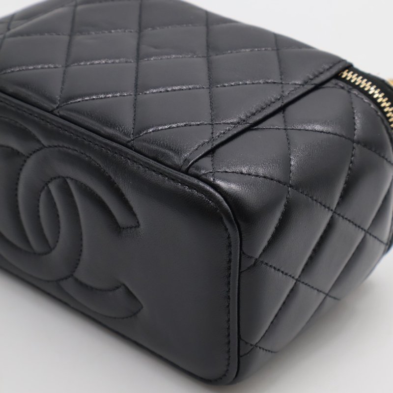 CHANEL 金球羊皮長盒子 - 黑金-12