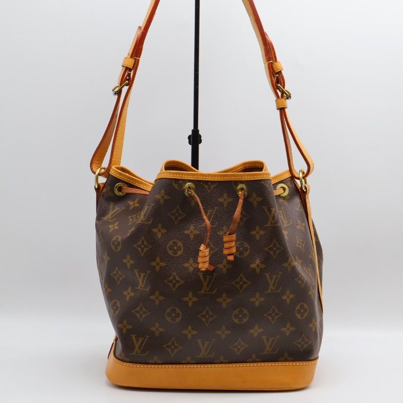 LOUIS VUITTON Noe BB老花水桶包-0