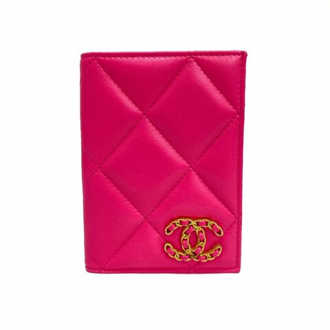 ☆ Chanel 香奈兒 Hot Pink Lambskin Passport Case 桃紅色小羊皮護照套 - 267000240
