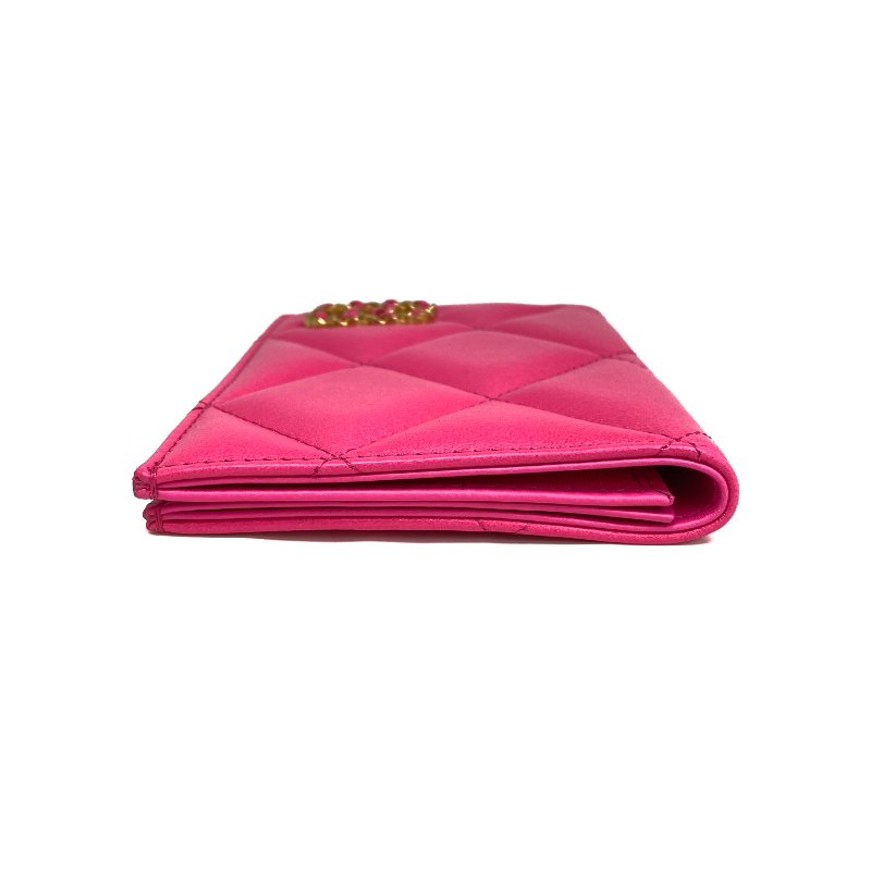 ☆ Chanel 香奈兒 Hot Pink Lambskin Passport Case 桃紅色小羊皮護照套 - 267000240-2
