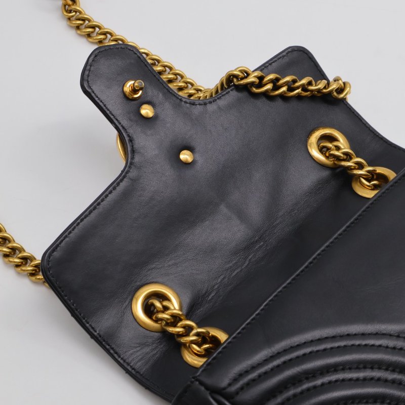 GUCCI Marmont Matelasse斜背包 - 22迷你黑金-4