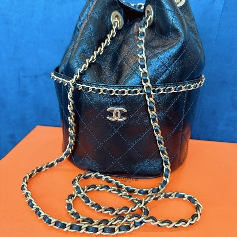近全新✨Chanel 2025 鏈條水桶包薯條包
