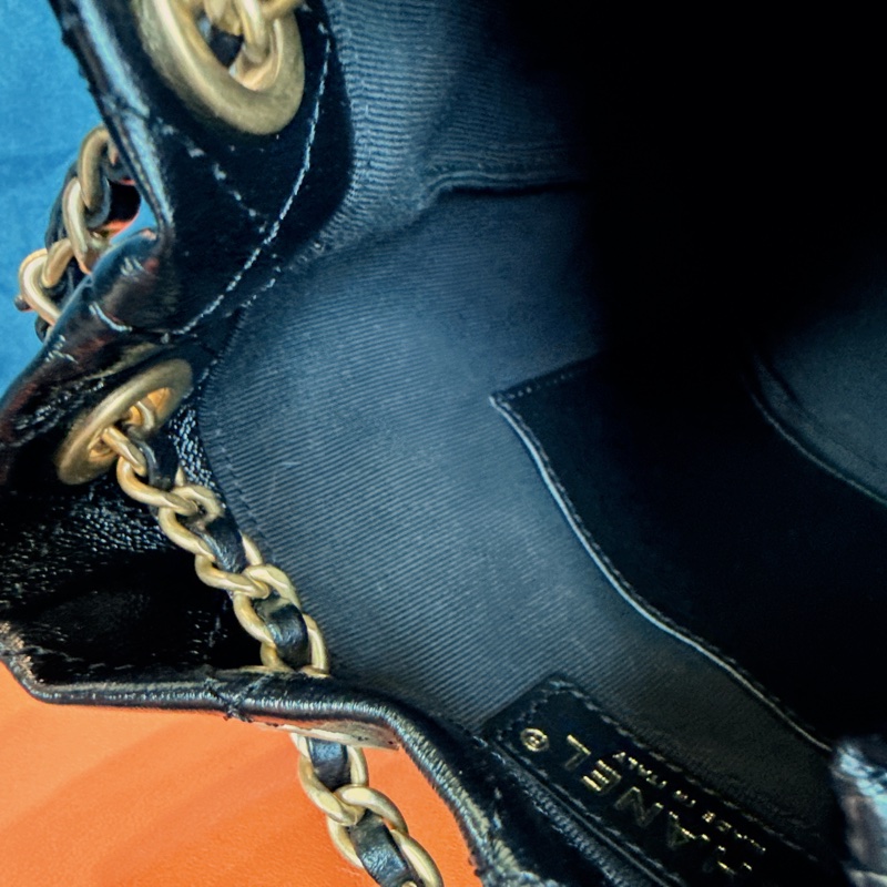 近全新✨Chanel 2025 鏈條水桶包薯條包-8