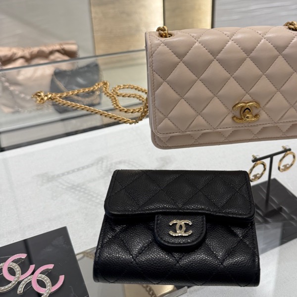 Chanel 荔枝皮三折短夾-0