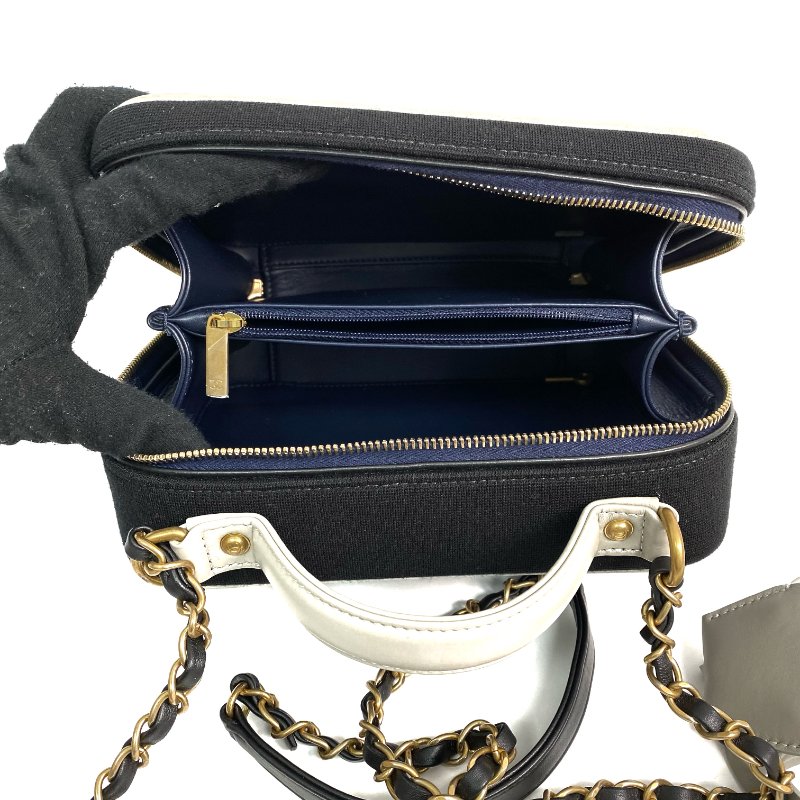 △ Chanel 香奈兒 Black And Navy Canvas Filigree Gold Tone Metal Chain Vanity Case No.28 黑色和深藍色帆布金色金屬鎖鏈化妝箱No.28 - 267000461-17