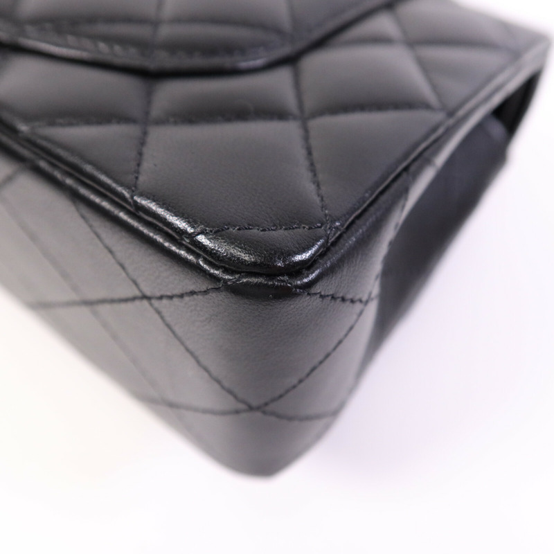 CHANEL 羊皮皮革Classic 23金扣鏈帶肩背袋-12