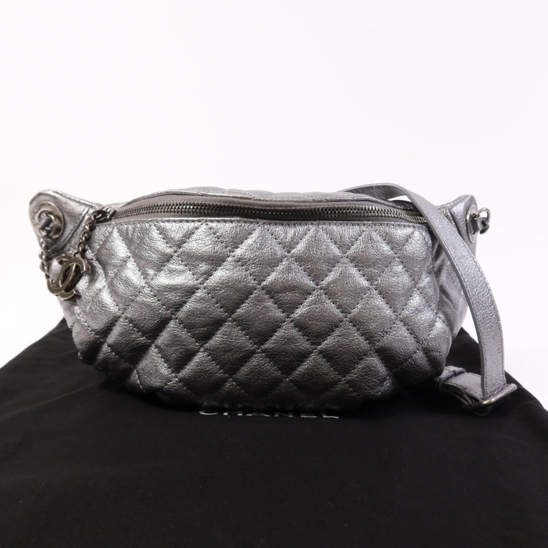 CHANEL 牛皮皮革Belt Bag銀扣鏈帶腰包-9