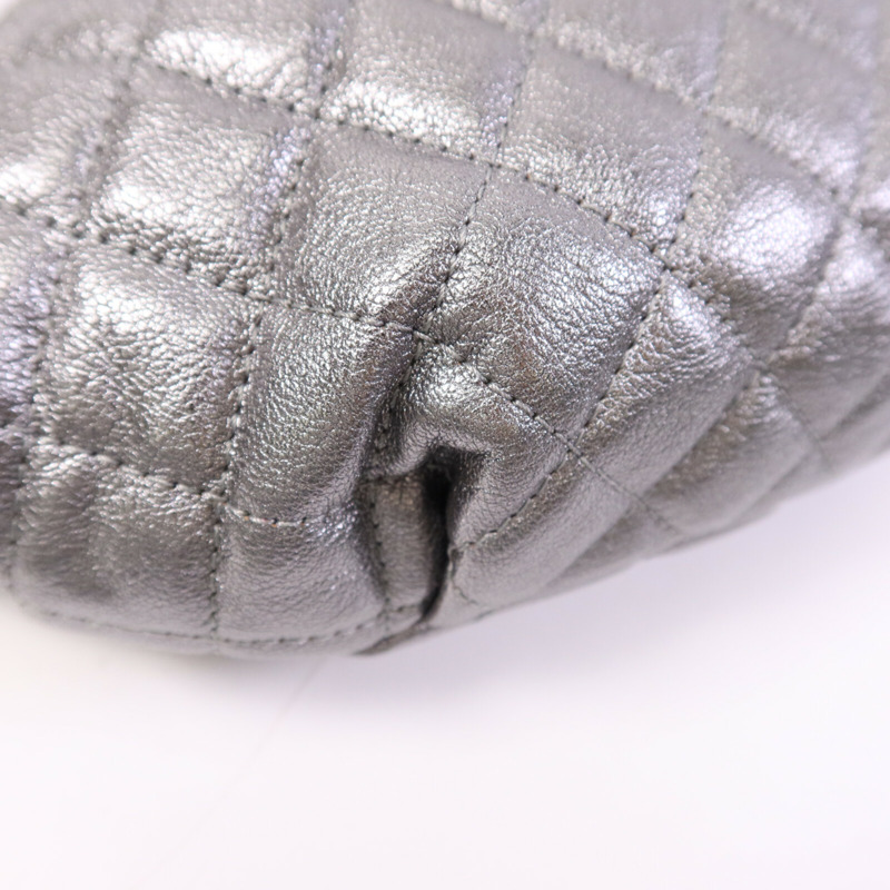 CHANEL 牛皮皮革Belt Bag銀扣鏈帶腰包-11