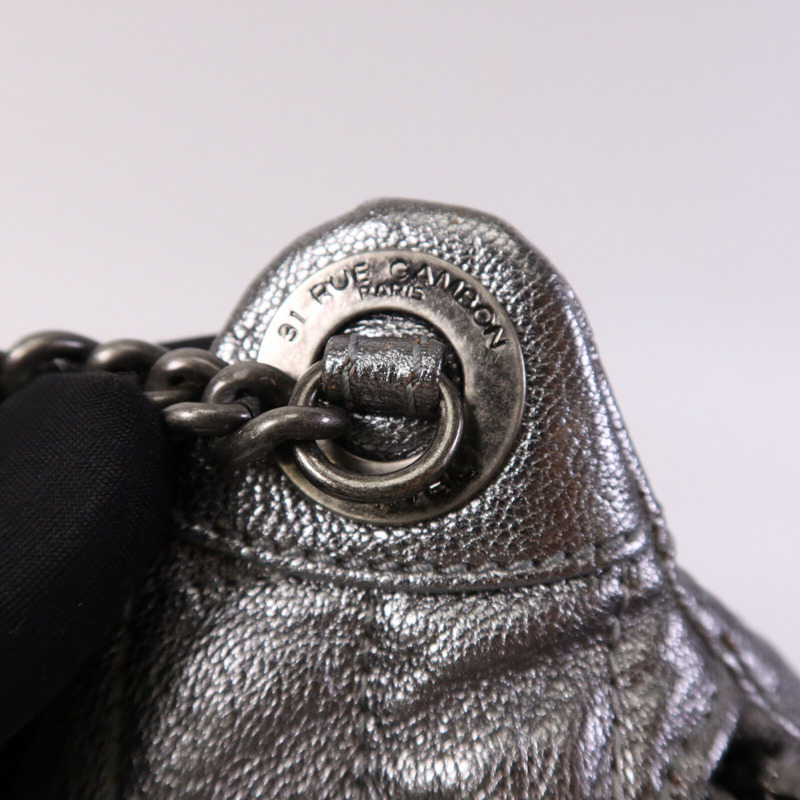 CHANEL 牛皮皮革Belt Bag銀扣鏈帶腰包-14