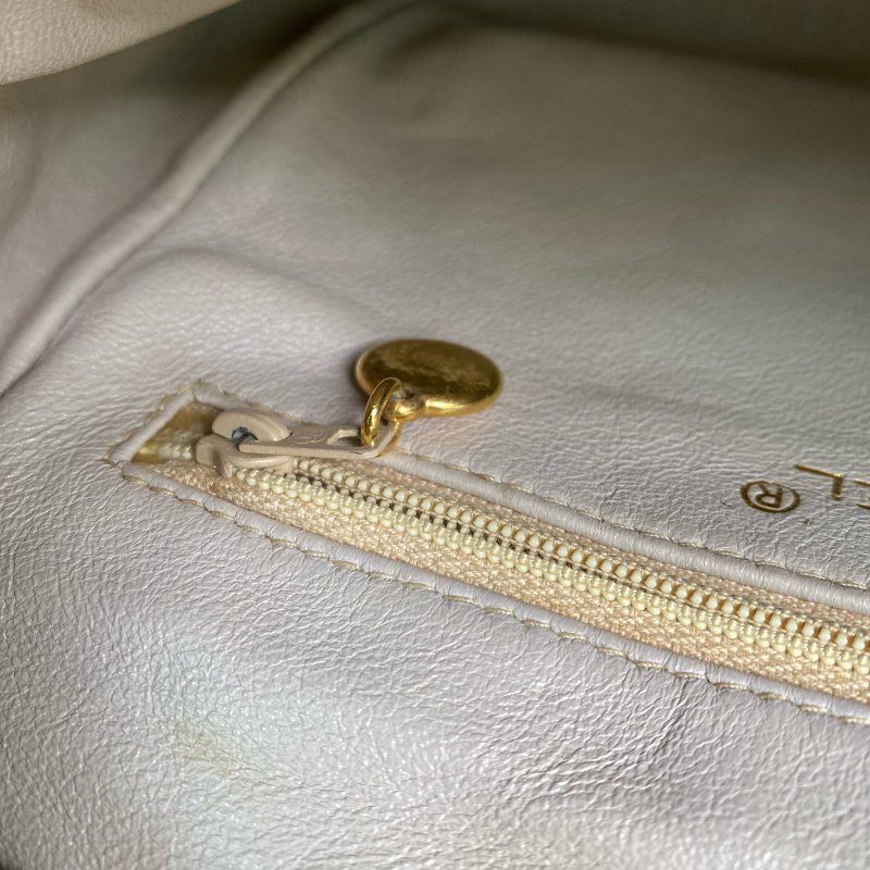 △ Chanel 香奈兒 Beige Lambskin Gold Tone Metal Vintage Shoulder Bag No.2 淺褐色小羊皮金色金屬經典肩背袋No.2 - 267000336-20