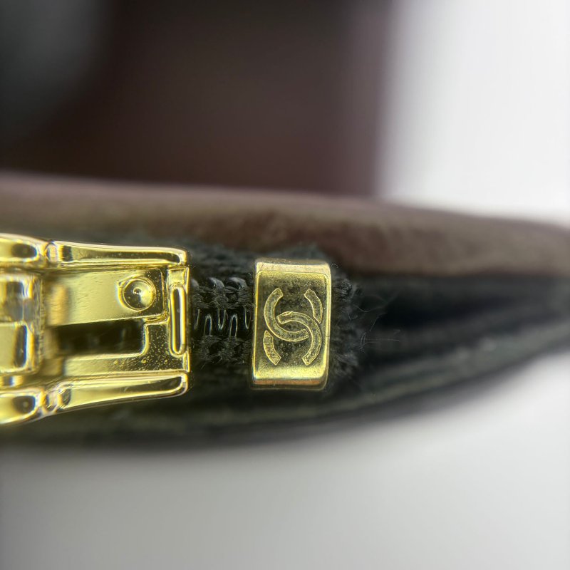 Chanel 經典菱格紋短夾-16