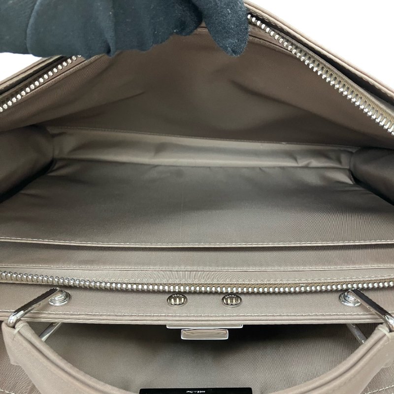 ☆ Fendi 芬迪 Beige Nylon Peekaboo 2 Way Bag 淺啡色尼龍兩用袋 - 267000404-18