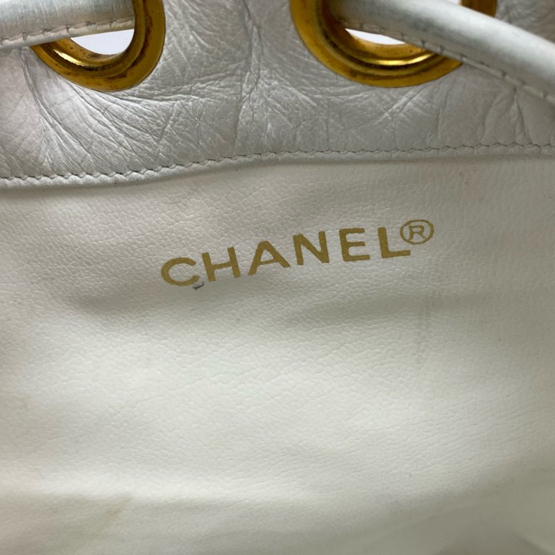 △ Chanel 香奈兒 White Lambskin Gold Tone Metal Small Bucket Bag No.23 白色小羊皮金色金屬水桶袋No.23 - 267000697-18