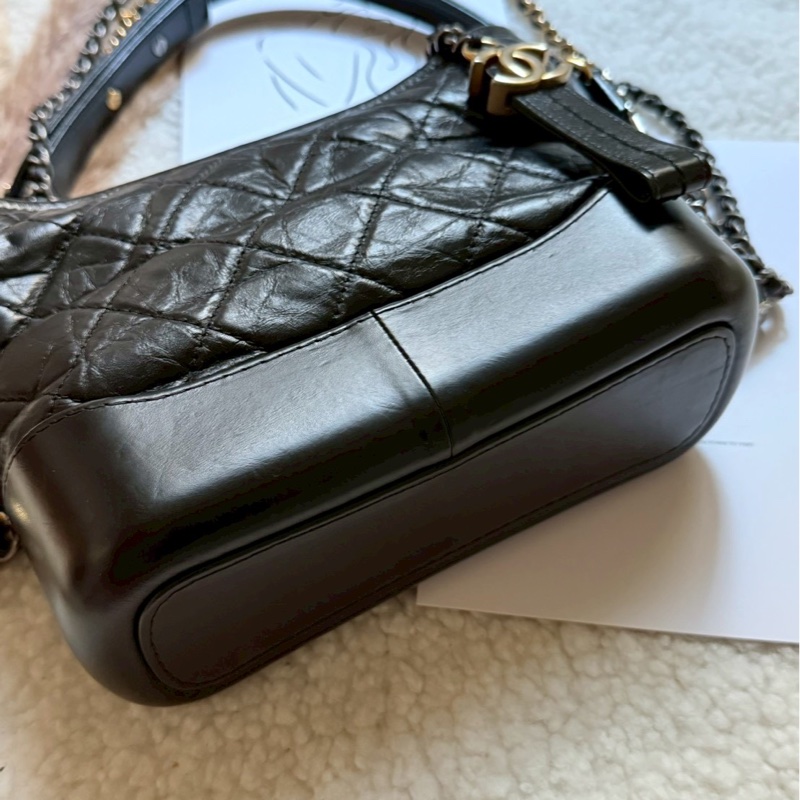香奈兒黑金流浪包小號-8