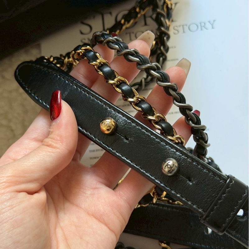 香奈兒黑金流浪包小號-22