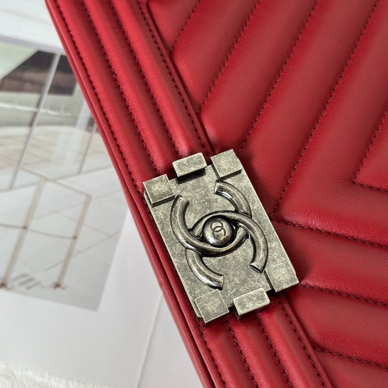 CHANEL Boy25 V紋牛皮口蓋包 - 紅銀22開-6
