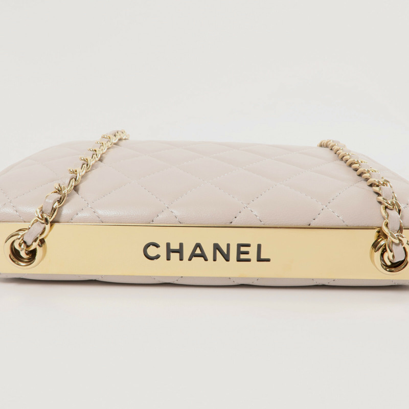 CHANEL 羊皮皮革Wallet On Chain金扣鏈帶肩背袋-11