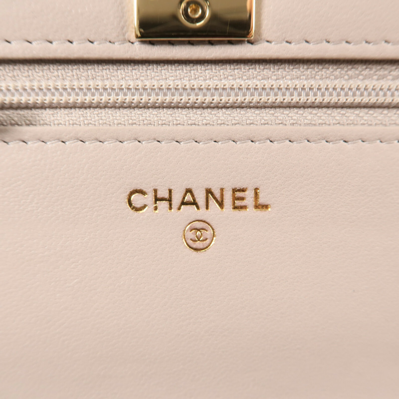 CHANEL 羊皮皮革Wallet On Chain金扣鏈帶肩背袋-12