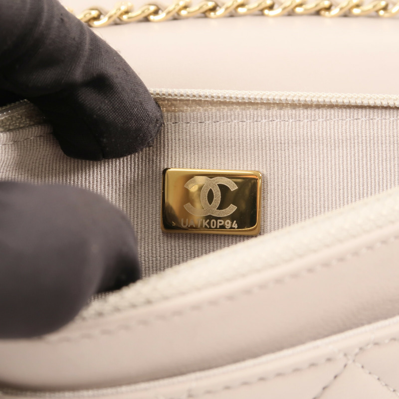 CHANEL 羊皮皮革Wallet On Chain金扣鏈帶肩背袋-14