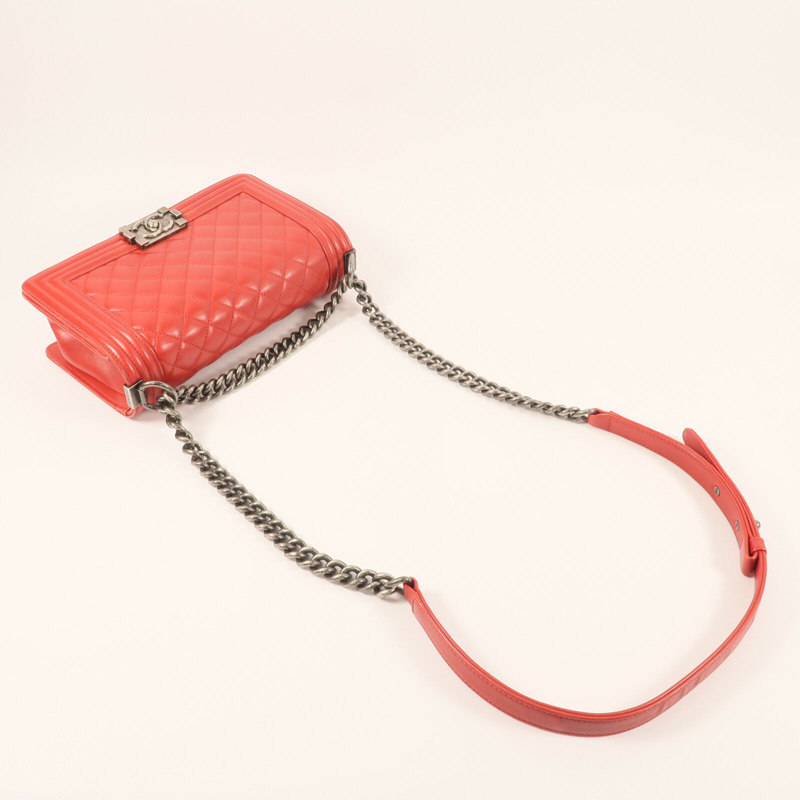 CHANEL 牛皮皮革Boy 25銀扣鏈帶肩背袋-13