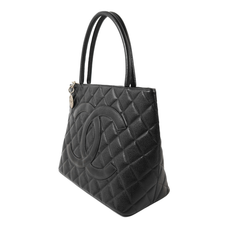 CHANEL 牛皮皮革Matelasse銀扣肩背袋-2