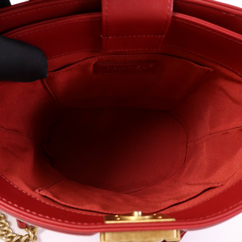 CHANEL 羊皮皮革Bucket Bag金扣鏈帶手挽肩背兩用袋-4