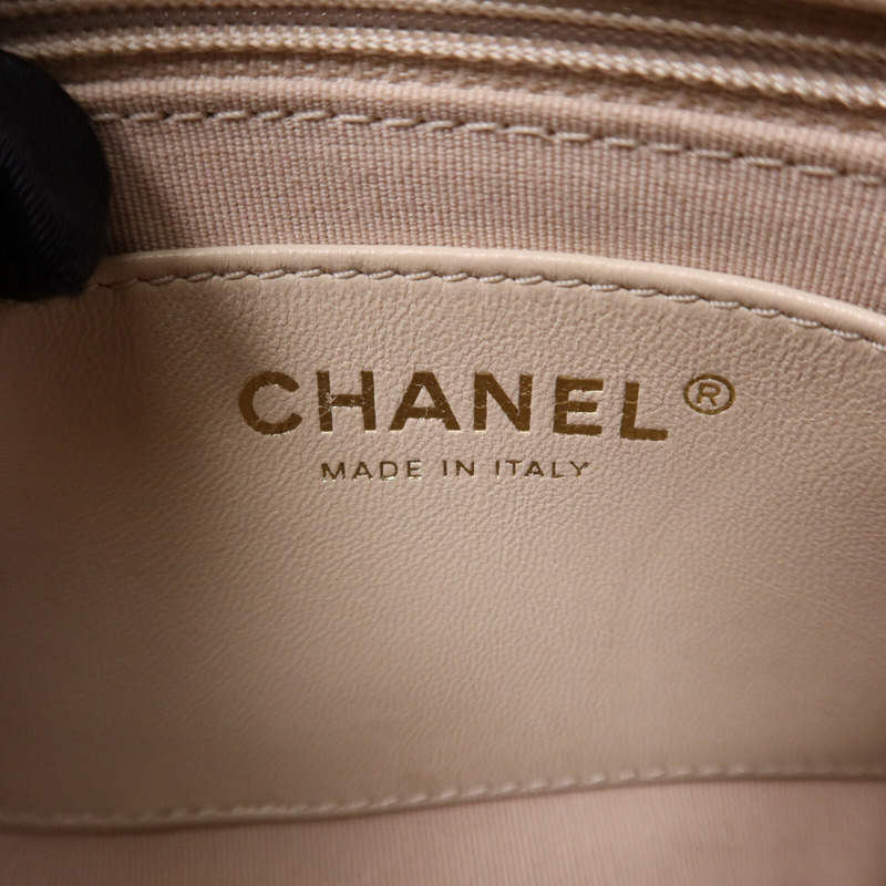 CHANEL 牛皮皮革Chain Shoulder金扣肩背袋-5