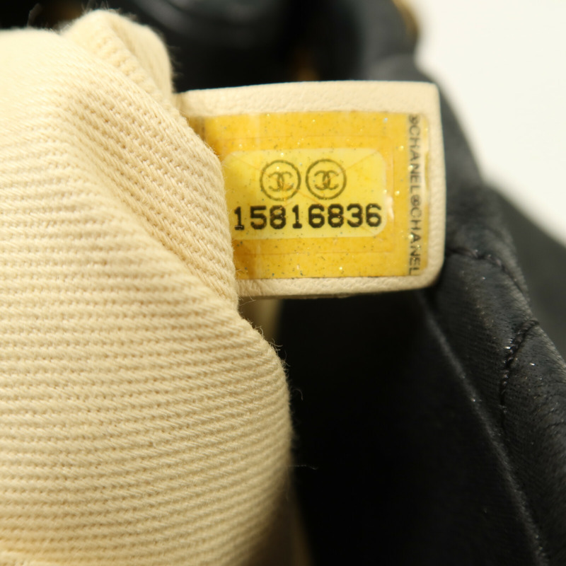 CHANEL 牛皮皮革Chain Shoulder金扣鏈帶肩背袋-6